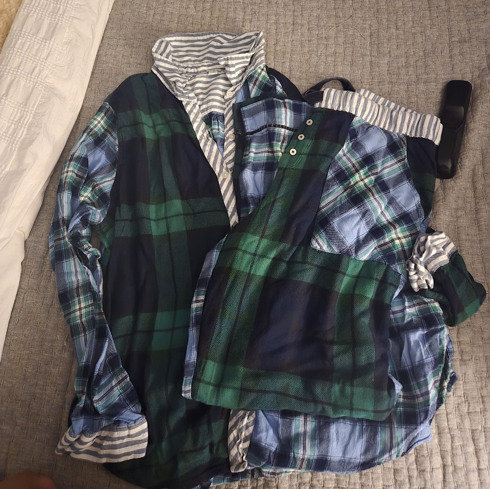 Aerie Blue and Green Mix  Plaid Pj Set  (Includes Top And Bottom) Both Size L